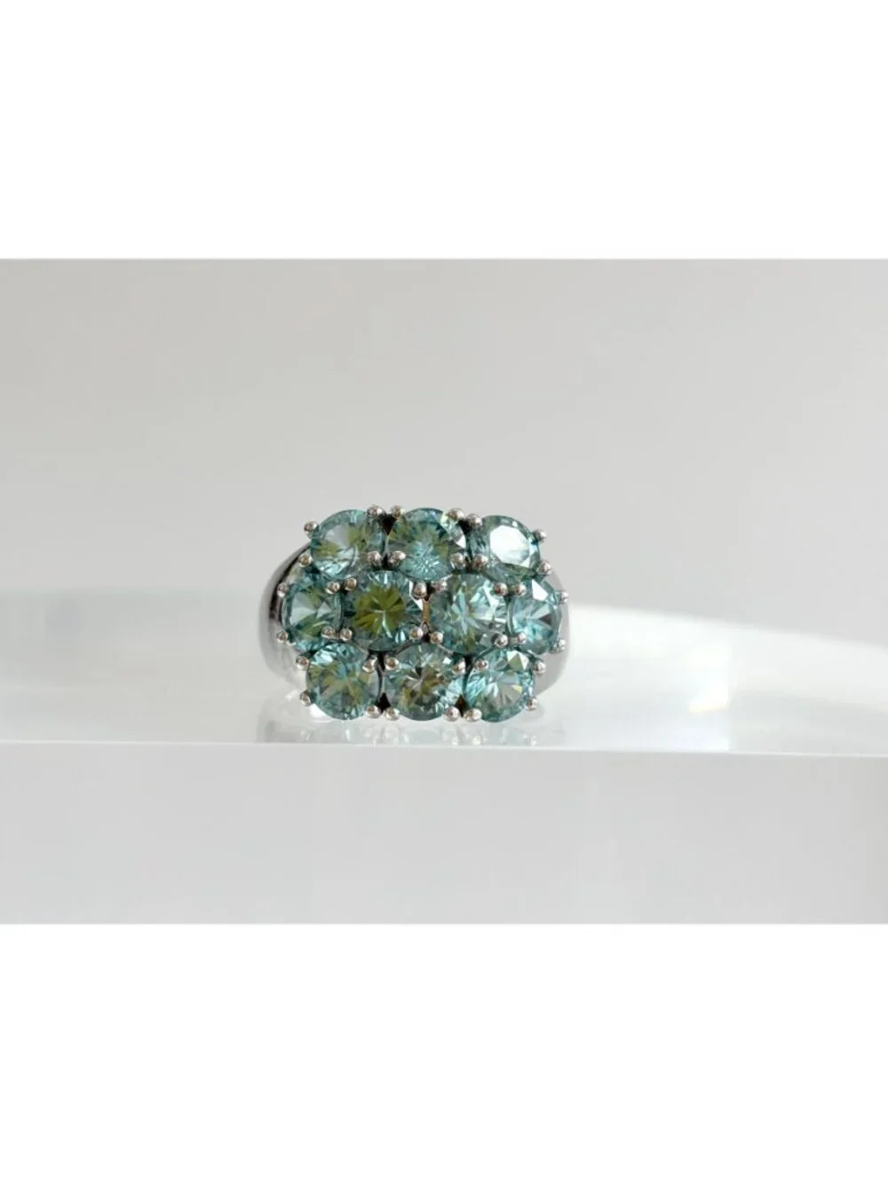 Blue Topaz Cluster Round Cut Gemstone Sterling Silver 925 Vintage Ring - sz 7.75